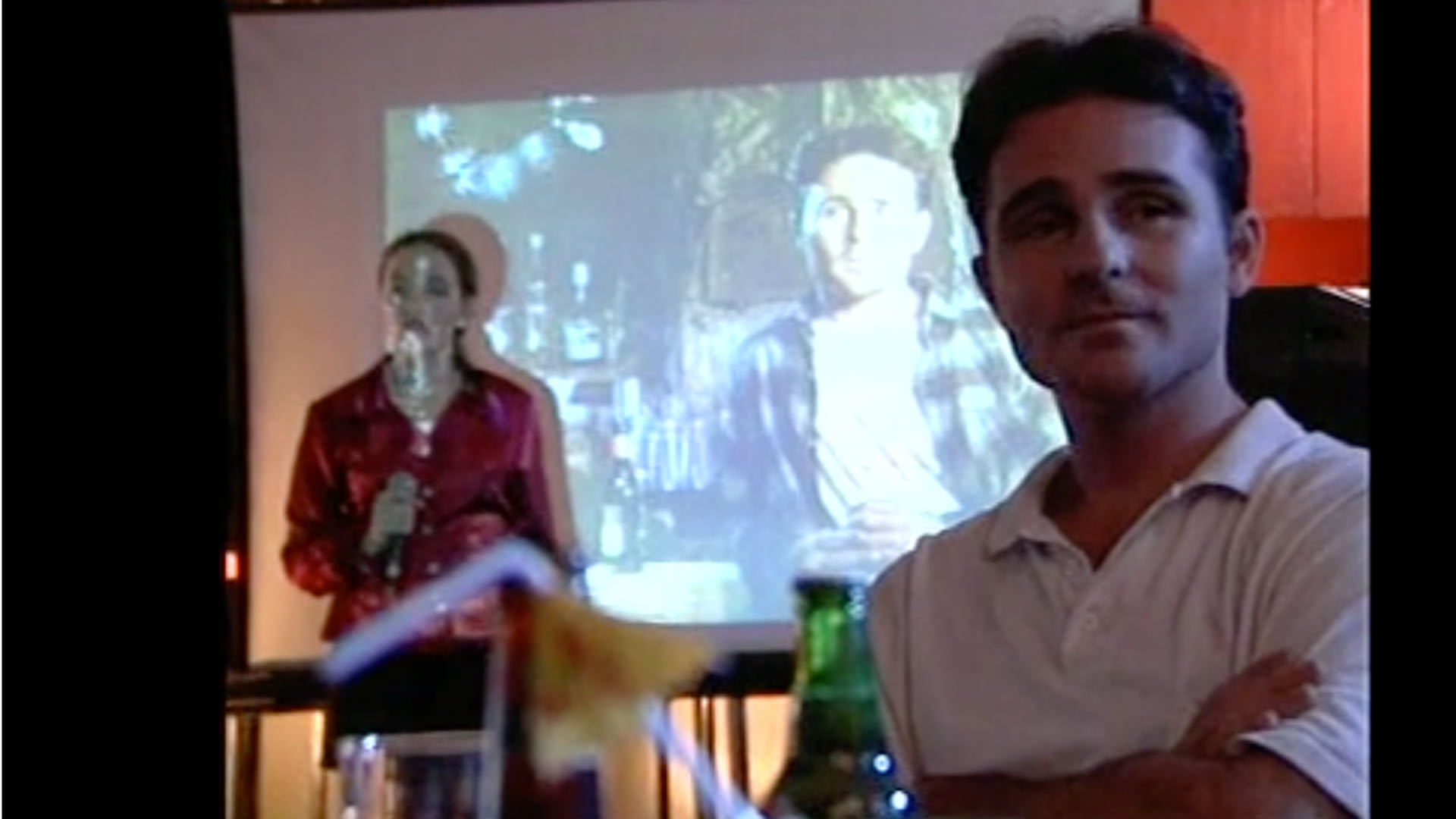 צפייה בסרט המלא - ארבעה נכנסו לפרדס - לצפיה בטריילר