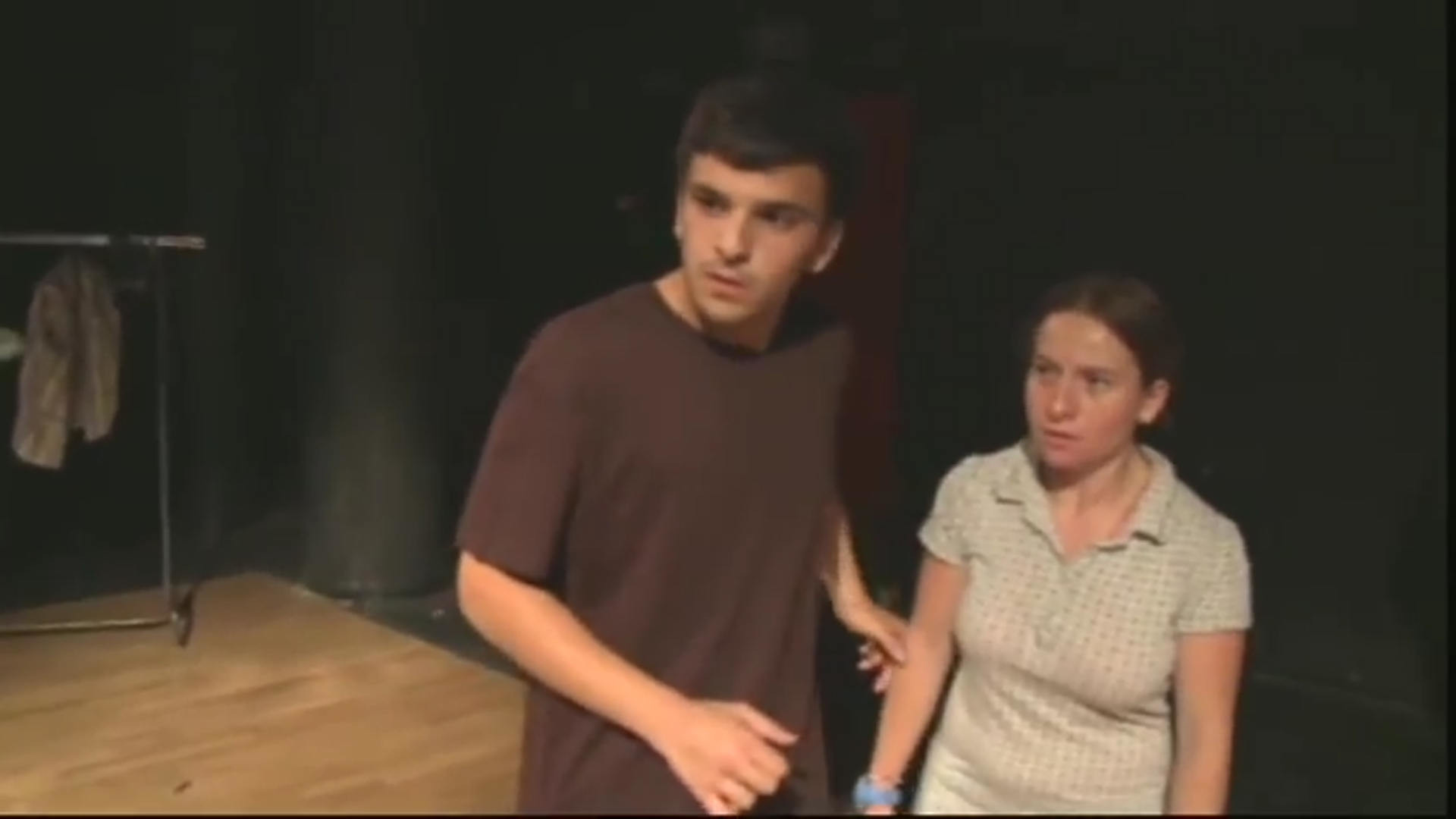 צפייה בסרט המלא - The Strength to Tell - לצפיה בטריילר