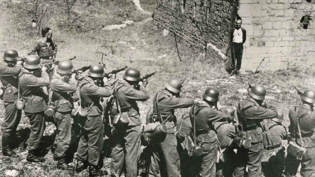 צפייה בסרט המלא - World War II Saving the Reality - לצפיה בטריילר