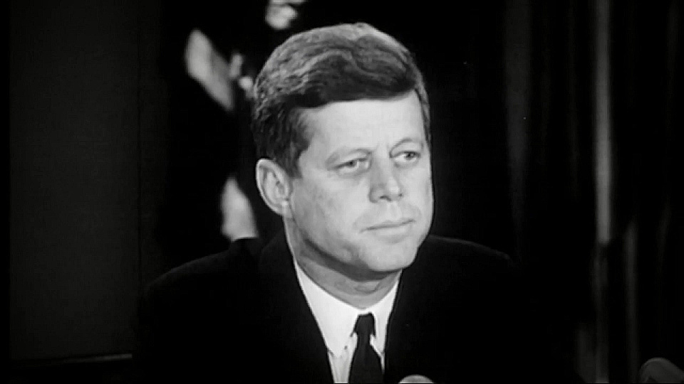 צפייה בסרט המלא Kennedy The Legacy - An Unauthorized Story - צפייה בטריילר